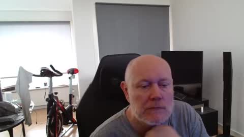 Snapshot of thomas315627 chatting on 05/22/26, 07:37 thomas315627 online show from 05/22/26, 07:37