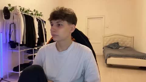 Thomas Hill online show from 11/29/25, 08:23