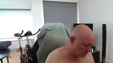 Snapshot of thomas806035 chatting on 07/12/26, 11:45 thomas806035 online show from 07/12/26, 11:45