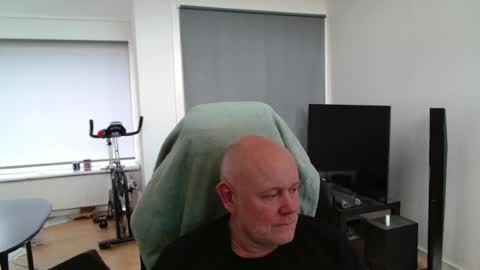 Snapshot of thomas806035 chatting on 07/26/26, 03:30 thomas806035 online show from 07/26/26, 03:30