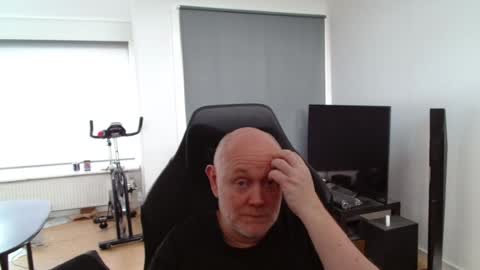 Snapshot of thomas806035 chatting on 07/27/26, 11:28 thomas806035 online show from 07/27/26, 11:28