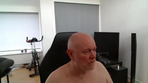 Snapshot of thomas806035 chatting on 08/02/26, 09:52 thomas806035 online show from 08/02/26, 09:52