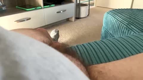 Snapshot of thomas_b7 chatting on 02/16/26, 02:35 thomas_b7 online show from 02/16/26, 02:35