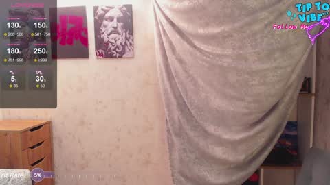 Snapshot of thomas_blackfield chatting on 02/04/25, 11:38 Thomas online show from 02/04/25, 11:38