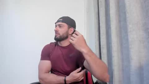 Snapshot of thomas_brandon chatting on 01/16/26, 01:31 Thomas Brandon online show from 01/16/26, 01:31