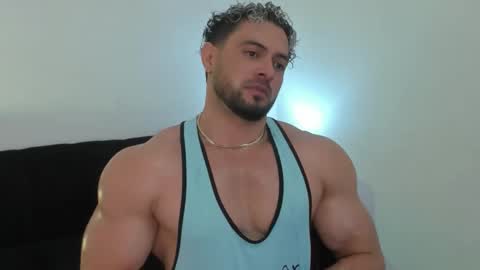 Snapshot of thomas_brandon chatting on 02/25/26, 01:48 Thomas Brandon online show from 02/25/26, 01:48