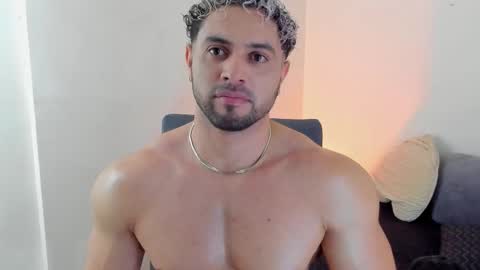 Snapshot of thomas_brandon chatting on 03/04/26, 02:39 Thomas Brandon online show from 03/04/26, 02:39