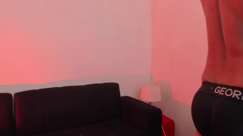 Thomas Brandon online show from 04/19/26, 01:49