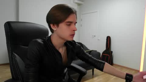 THOMAS BRONS online show from 05/31/26, 05:48