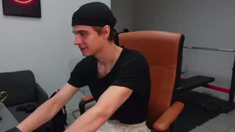 THOMAS BRONS online show from 06/20/26, 04:59