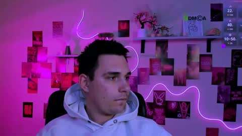 thomas_crow online show from 04/21/26, 02:51