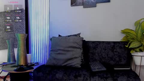 Thomas Eliott   independent model online show from 09/09/25, 08:19