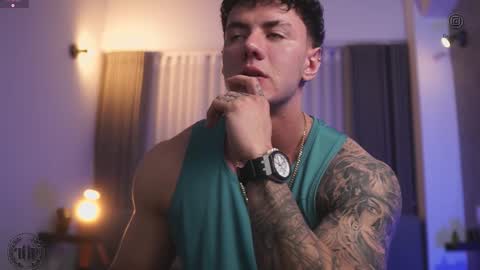 Thomas Falcon online show from 10/22/25, 11:26