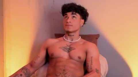 Thomas 3  JUST STAY AND BE MY LAST LOVE online show from 01/09/25, 05:22