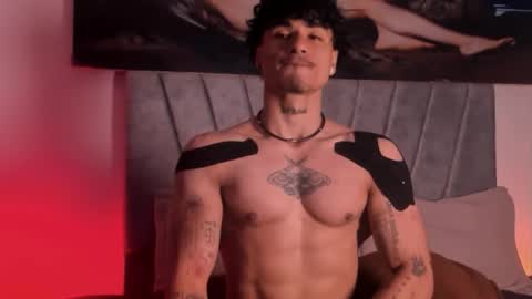 Thomas 3  JUST STAY AND BE MY LAST LOVE online show from 11/25/25, 01:38