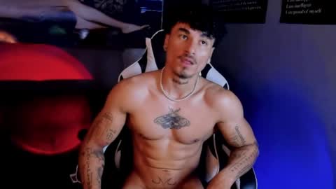 Snapshot of thomas_fit1 chatting on 04/29/26, 05:30 Thomas 3 JUST STAY AND BE MY LAST LOVE online show from 04/29/26, 05:30
