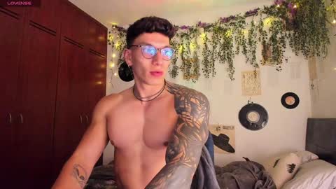 Thomas Grey online show from 01/24/25, 07:51