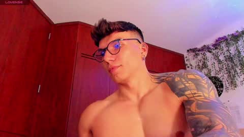 Thomas Grey online show from 02/08/25, 09:46