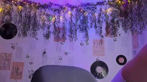 Thomas Grey online show from 02/15/25, 06:12