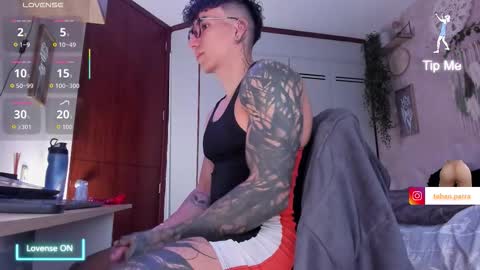 Thomas Grey online show from 11/26/25, 11:22