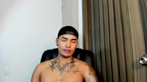 Thomas online show from 02/08/25, 02:58