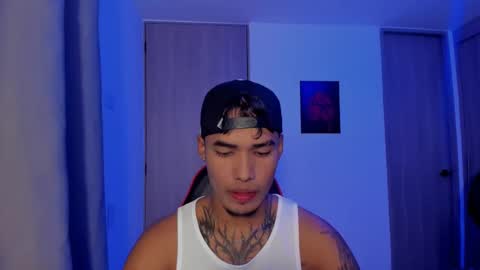 Thomas online show from 09/23/25, 03:09