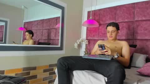 Snapshot of thomas_may4rs chatting on 01/16/25, 04:28 ---Thomas--- online show from 01/16/25, 04:28