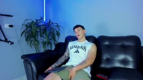 Thomas online show from 09/29/25, 12:54