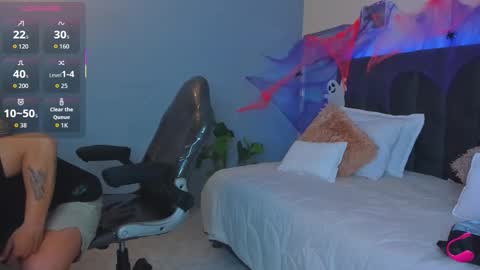 Thomas online show from 10/24/25, 12:34