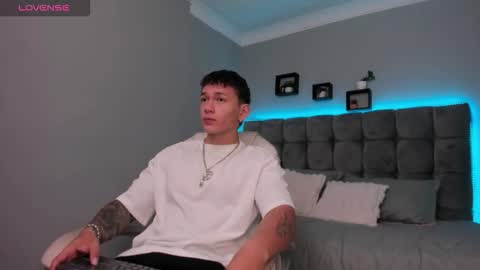 Thomas online show from 02/05/26, 11:59