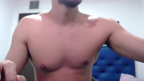 Snapshot of thomas_neuman chatting on 01/30/25, 08:21 Thomas online show from 01/30/25, 08:21