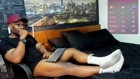 Snapshot of thomas_santtos01 chatting on 01/15/25, 01:02 thomas Santtos online show from 01/15/25, 01:02