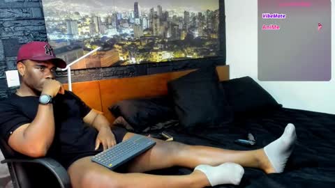 Snapshot of thomas_santtos01 chatting on 01/28/25, 02:00 thomas Santtos online show from 01/28/25, 02:00