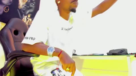 Thomas online show from 02/23/25, 03:24