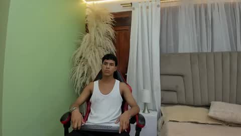 Thomas Valkov online show from 04/18/26, 11:25