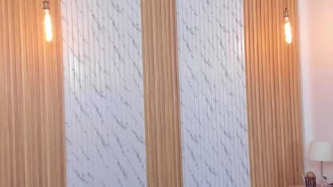 Thomas online show from 11/19/25, 11:32