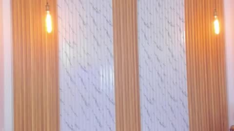 Thomas online show from 12/04/25, 11:41