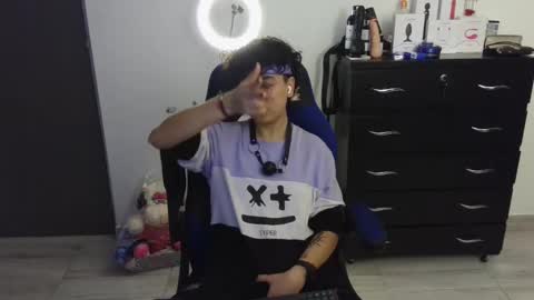 VALERIA online show from 02/24/25, 06:05