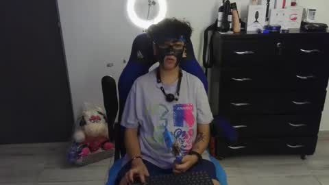 VALERIA online show from 02/25/25, 01:09