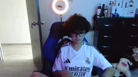 VALERIA online show from 10/22/25, 05:56