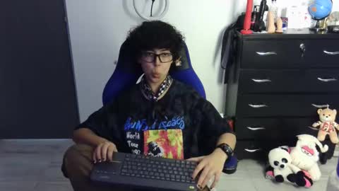 VALERIA online show from 04/19/26, 08:11