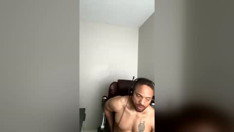 Snapshot of thomasgwhitecft chatting on 07/06/26, 03:36 FatherTime online show from 07/06/26, 03:36