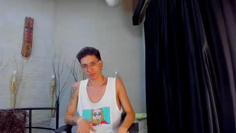 ThomasJones   online show from 02/18/25, 04:16