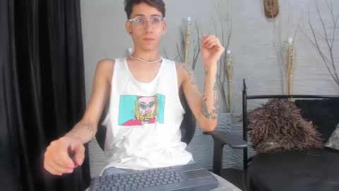 ThomasJones   online show from 02/22/25, 11:35