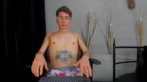 ThomasJones   online show from 02/23/25, 02:57