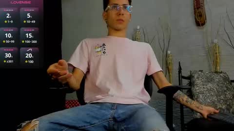 ThomasJones   online show from 03/01/25, 11:17