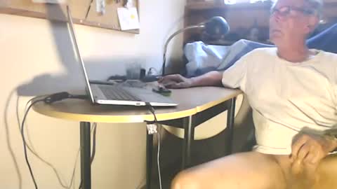 Thomas online show from 06/28/26, 12:22