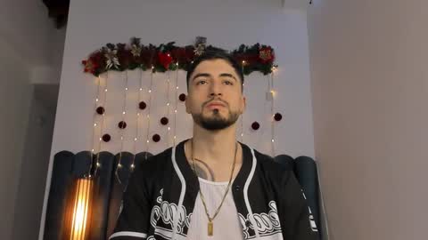 sweetfit boy online show from 12/15/25, 05:28