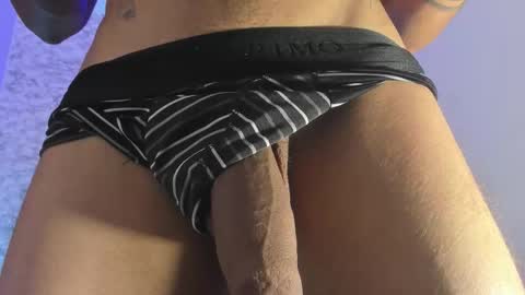 thomass_conor online show from 10/17/25, 05:48