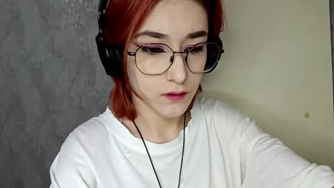 Snapshot of thomasvicknair chatting on 12/02/25, 12:10 Lina online show from 12/02/25, 12:10